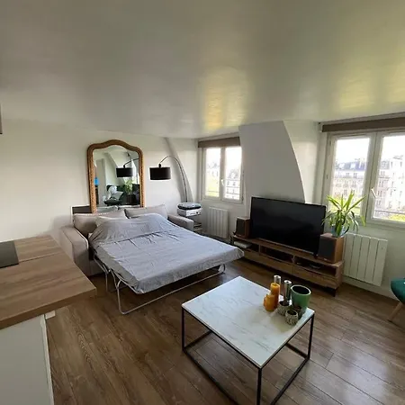 Large Two-room In Oberkampf Appartamento *